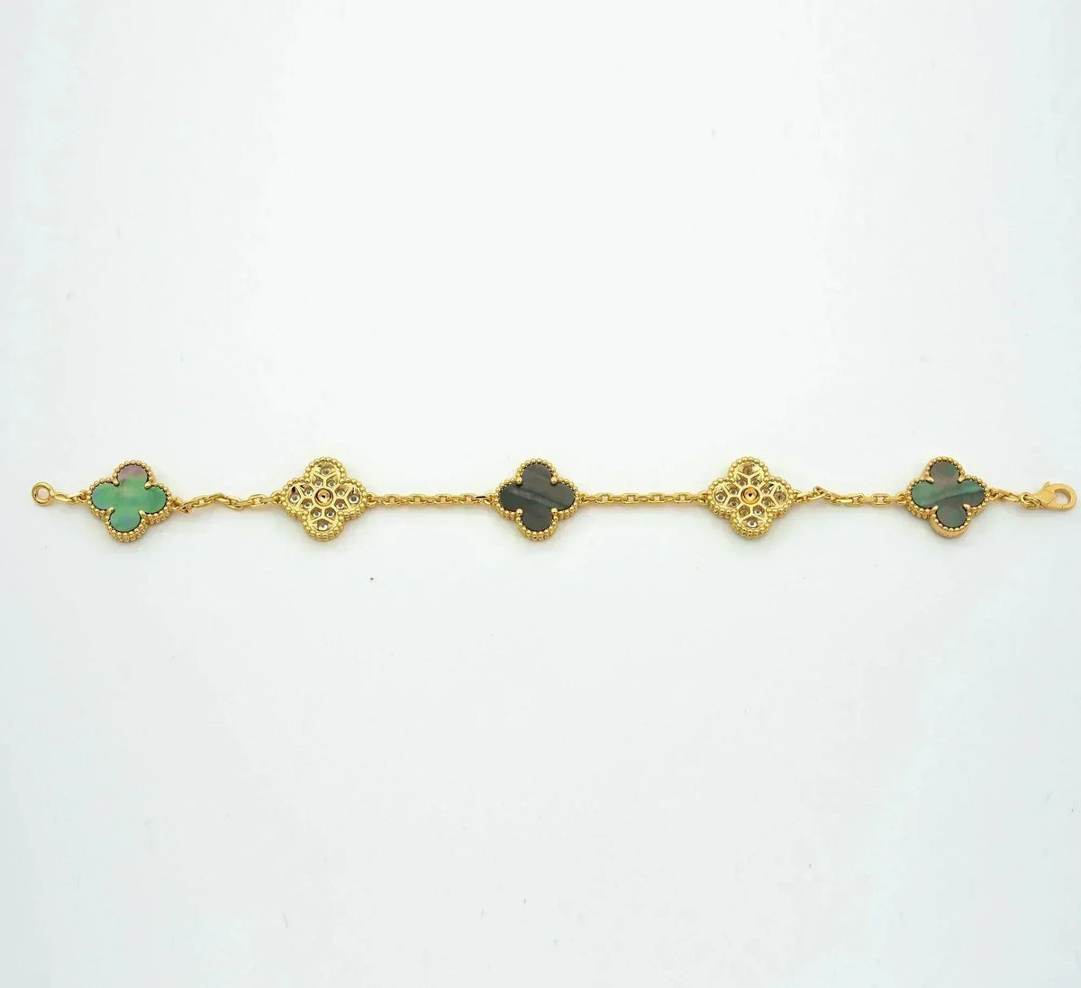 [Stellar Jewelry] CLOVER 5 MOTIF GRAY MOP BRACELET COLLECTION