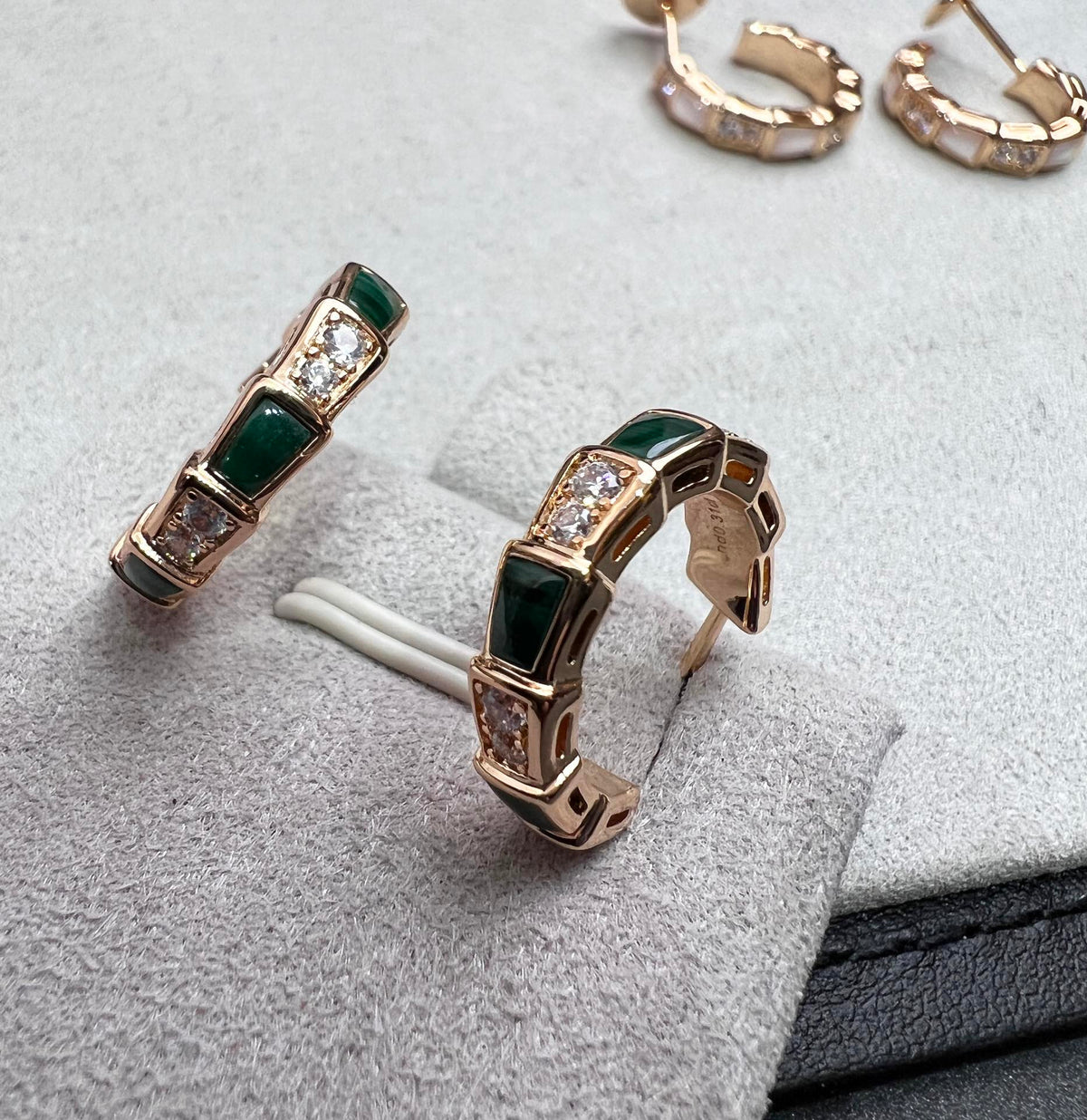 [Stellar Jewelry]SERPENTI MALACHITE PINK GOLD EARRINGS