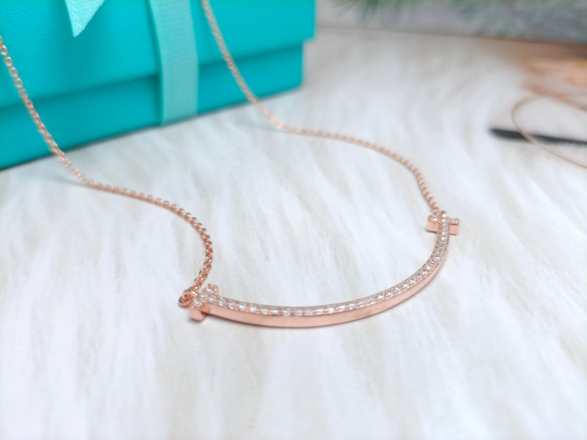 [Stellar jewels]BIG SMILE PEDANT DIAMOND NECKLACE
