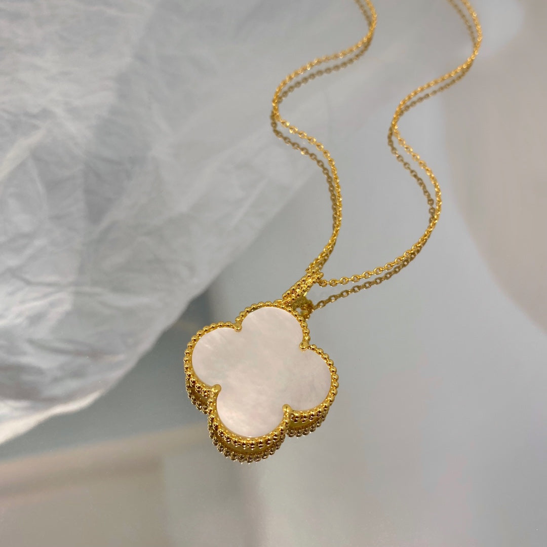 [Stellar Jewelry]CLOVER 25MM MOP LARGE PENDANT NECKLACE