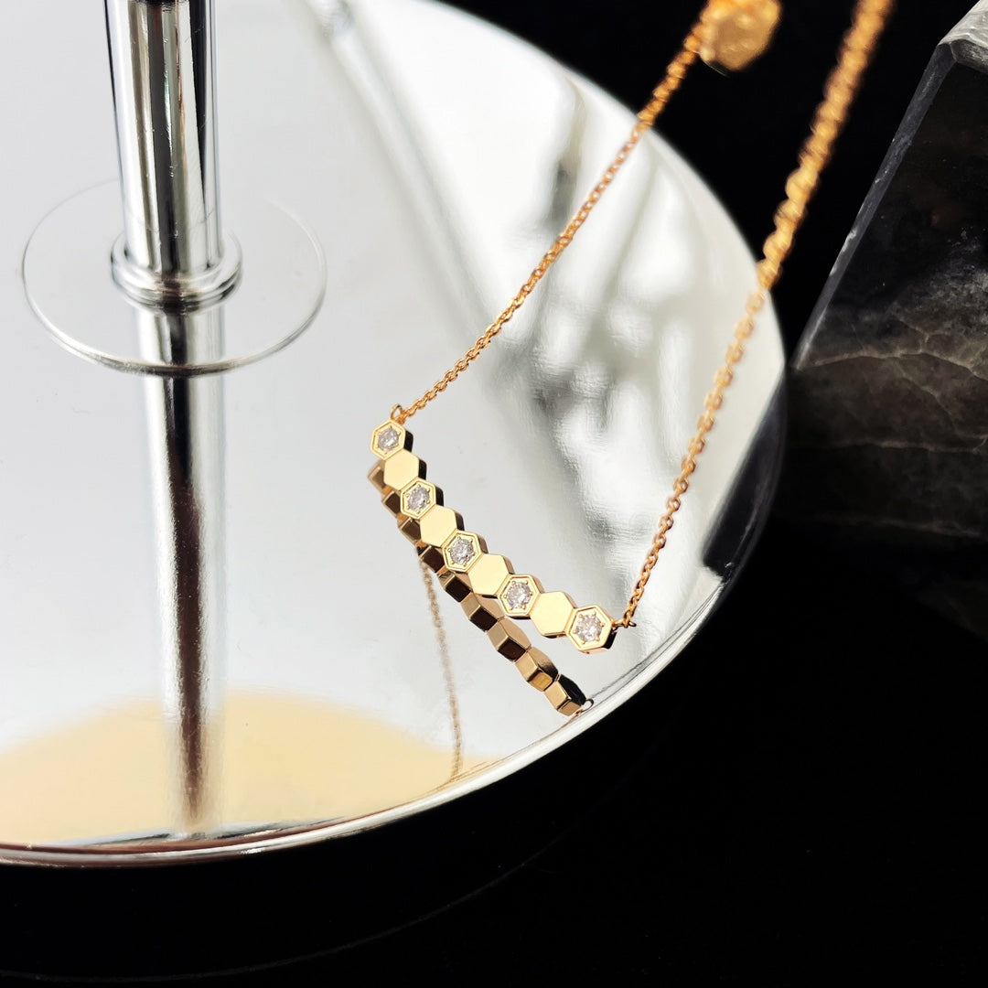 [Stellar Jewelry]BEE MY LOVE DIAMOND NECKLACE