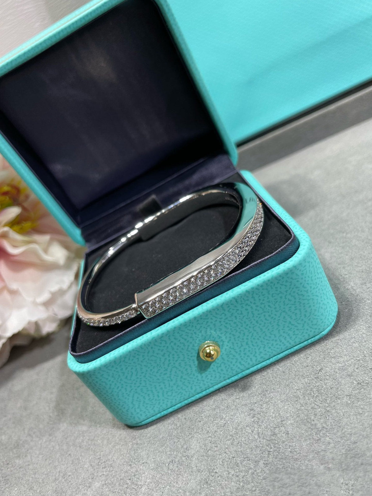 [Stellar jewels]LOCK BRACELET DIAMOND PAVED
