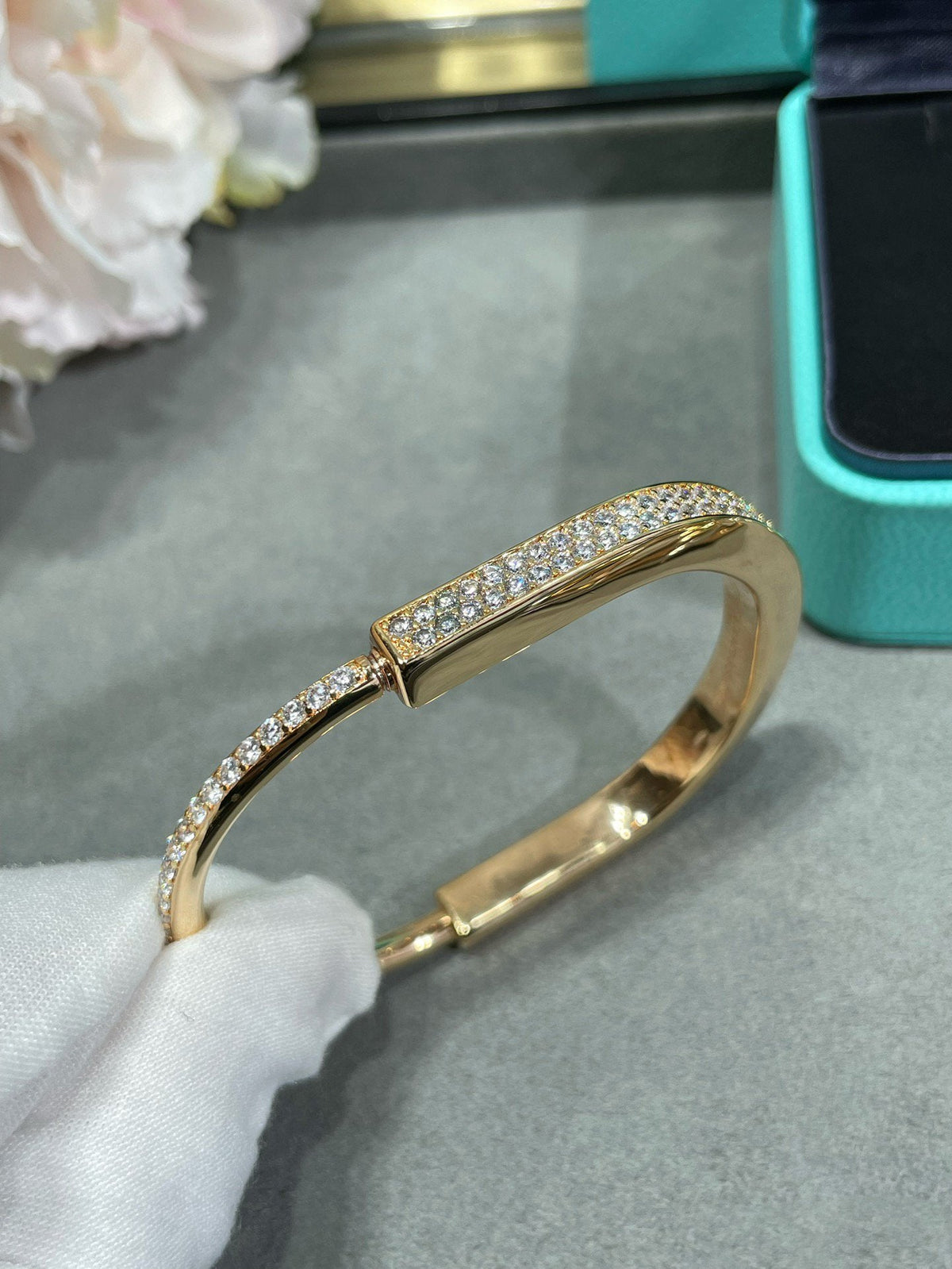 [Stellar jewels]LOCK BRACELET DIAMOND PAVED