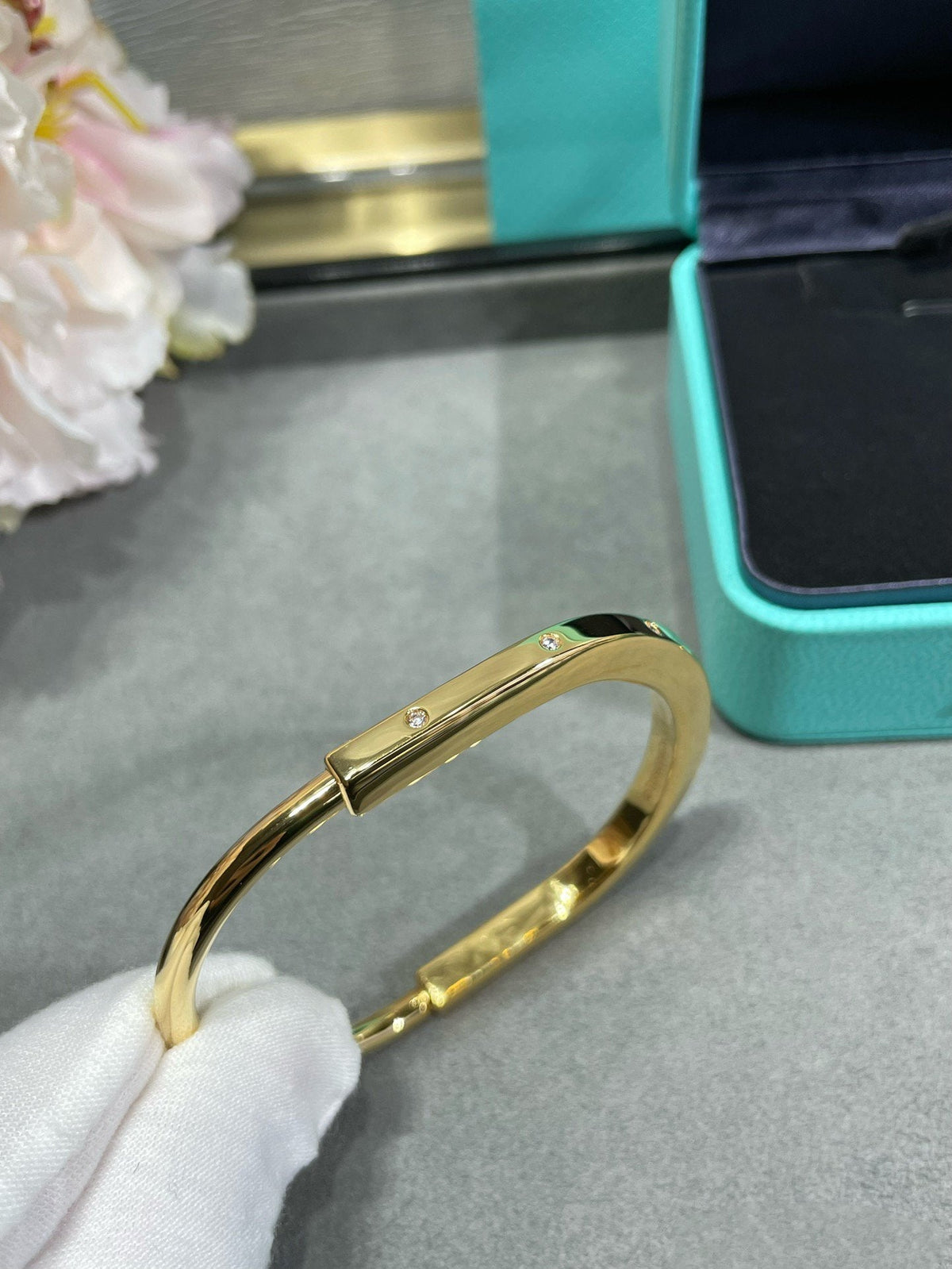 [Stellar jewels]LOCK BRACELET 8 DIAMOND