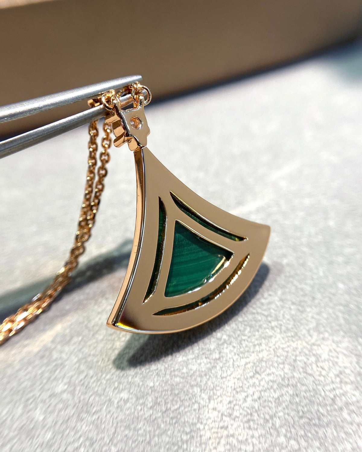 [Stellar Jewelry]DREAM MALACHITE DIAMOND PAVED PINK GOLD NECKLACE