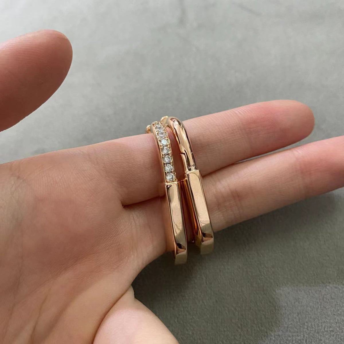 [Stellar jewels]LOCK MEDIUM DIAMNOND EARRINGS