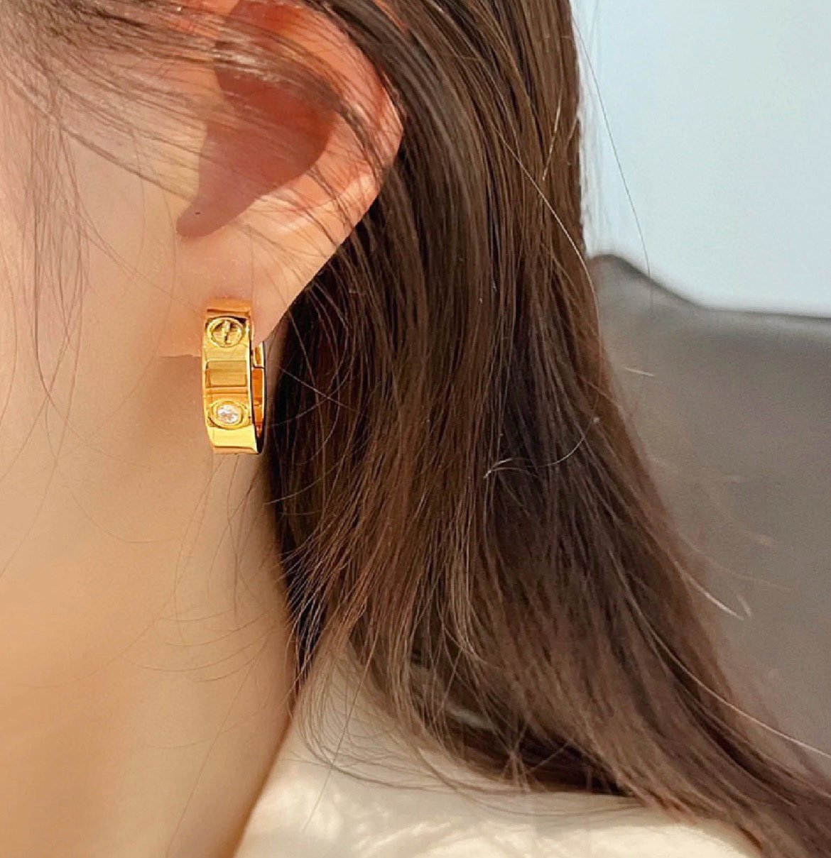 [Stellar Jewelry]LOVE 5.5MM 1 DIAMOND EARRINGS