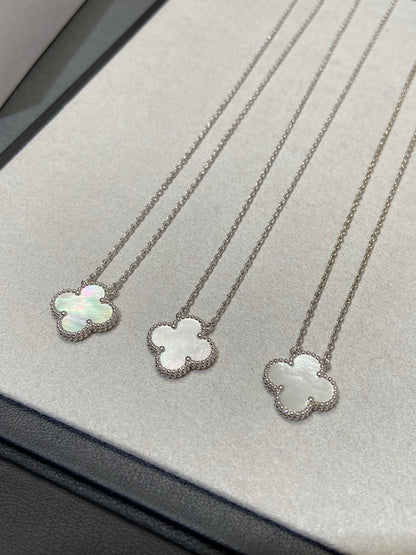 [Stellar Jewelry]CLOVER MEDIUM SILVER WHITE MOP NECKLACE
