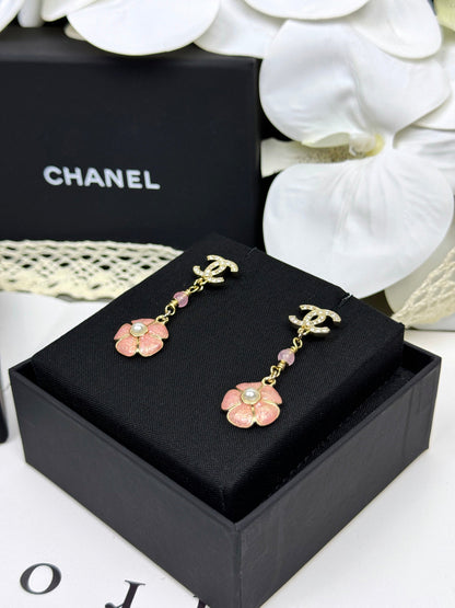 [Stellar Jewelry]26C Pink Camellia Enamel Pendant with Double C Earrings
