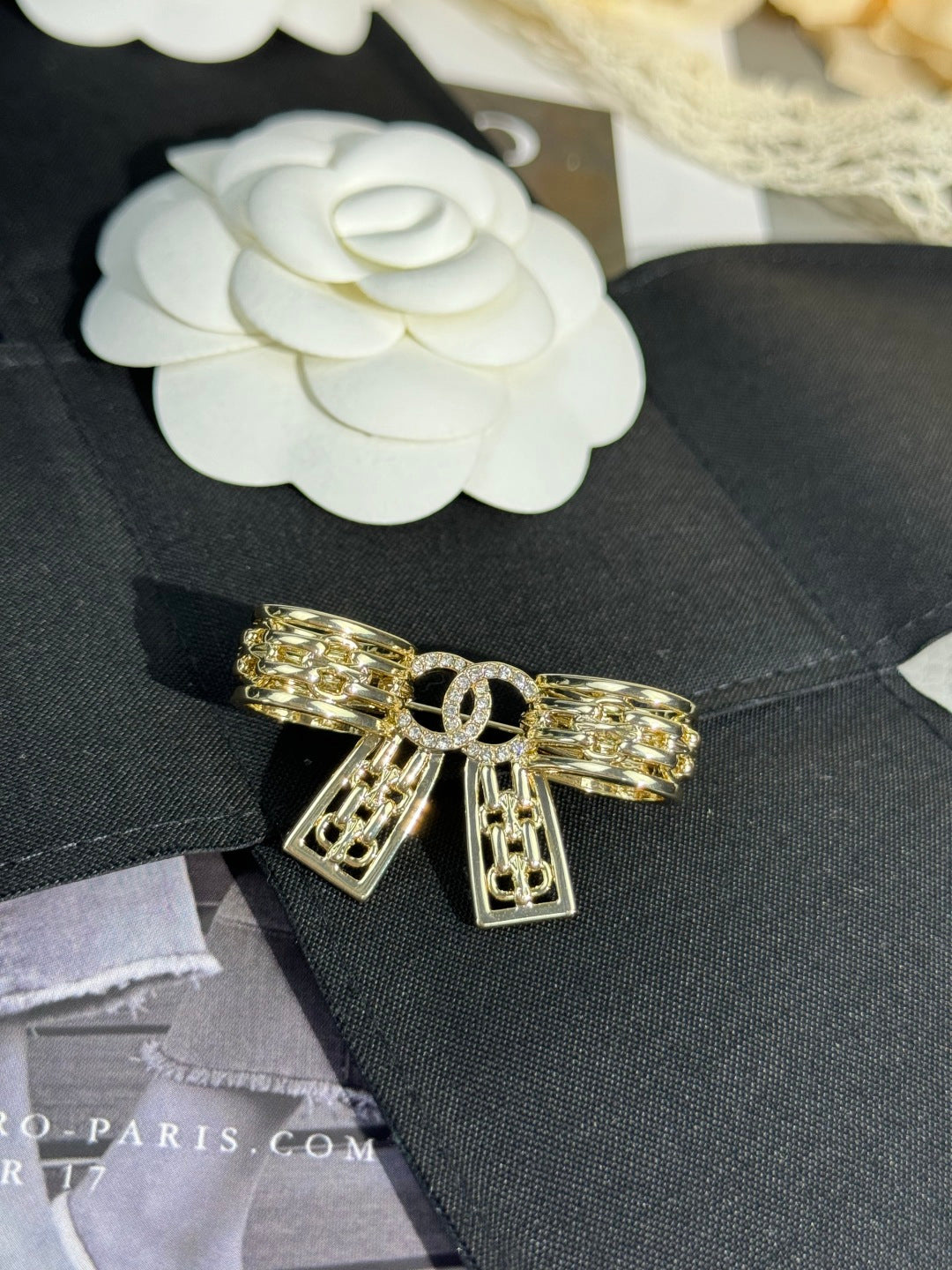 [Stellar Jewelry]25K Hollow Bow Brooch