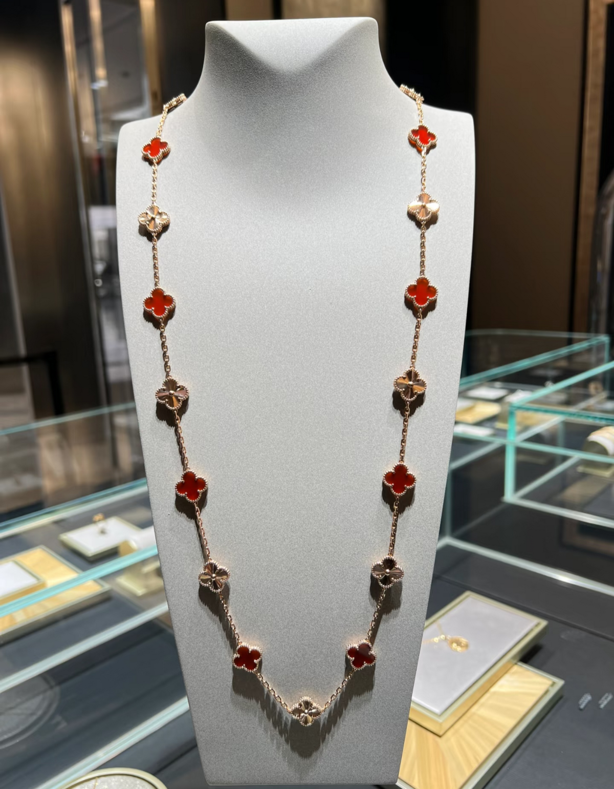 [Stellar Jewelry]CLOVER 20 MOTIFS LASER CARNELIAN NECKLACE
