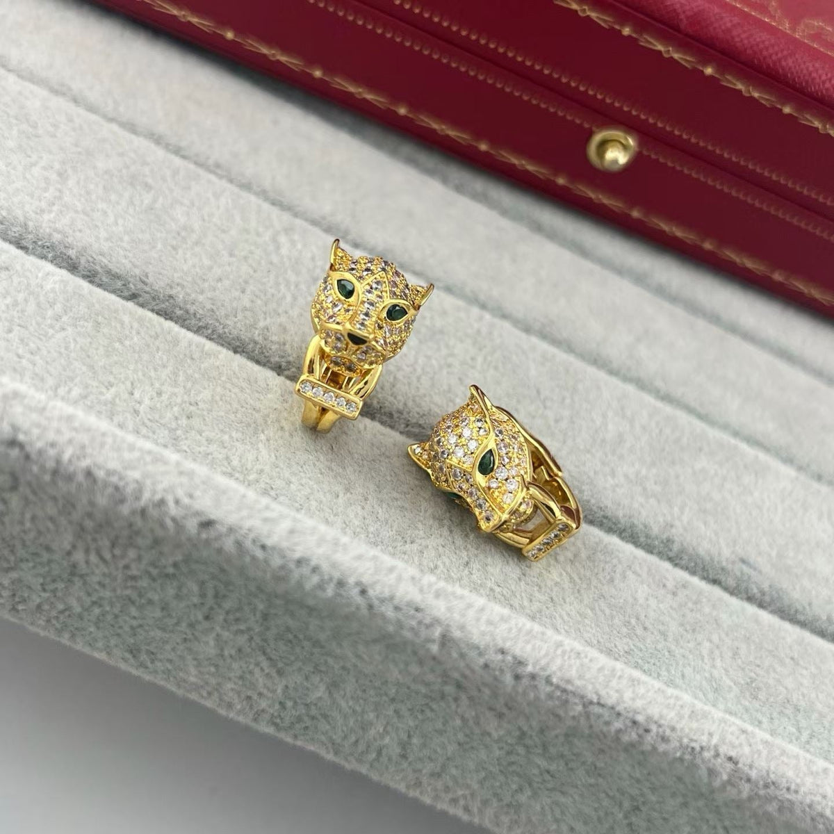 [Stellar Jewelry]FULL PAVE LEOPARD HEAD EAR CUFFS
