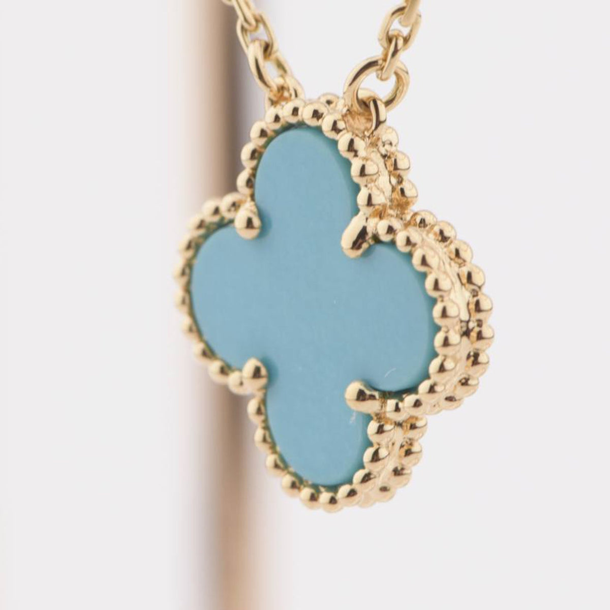 [Stellar Jewelry]CLOVER 15MM VINTAGE TURQUOISE NECKLACE