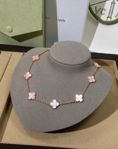[Stellar Jewelry Jewellery] Pink Necklace with Ten Clover Designs