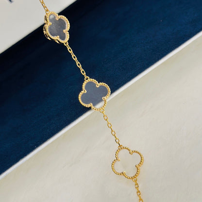 [Stellar Jewelry]CLOVER 5 MOTIF ROCK CRYSTAL BRACELET