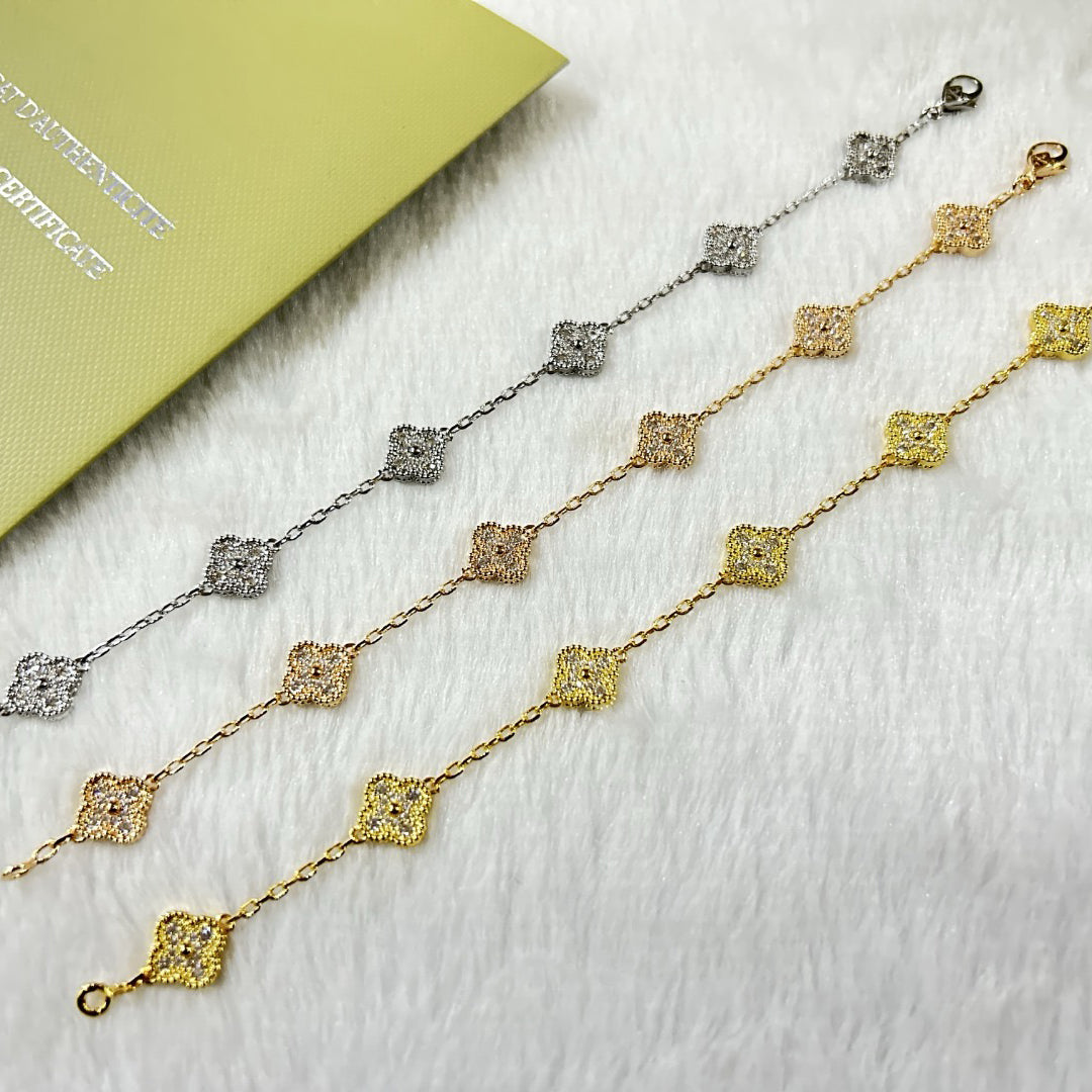 [Stellar Jewelry]CLOVER 6 MOTIF DIAMOND BRACELET