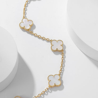 [Stellar Jewelry]CLOVER 10 MOTIFS WHITE MOTHER OF PEARL NECKLACE