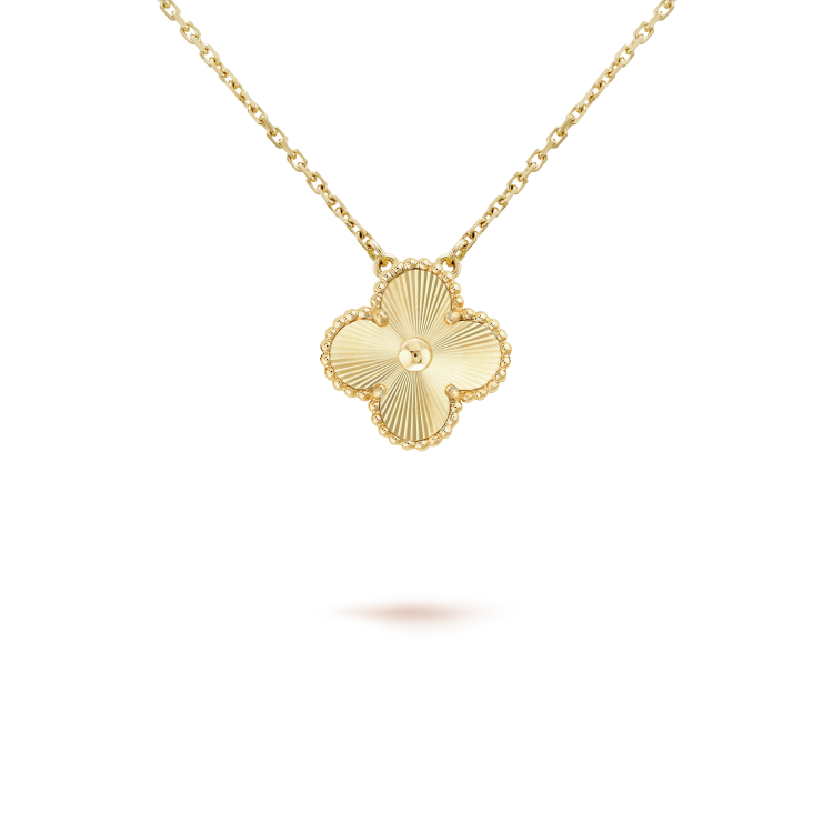 [Stellar Jewelry]CLOVER 15MM LASER NECKLACE