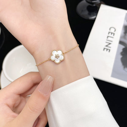 [Stellar Jewelry]LUCKY WHITE MOP PLUM BLOSSOM  BRACELET