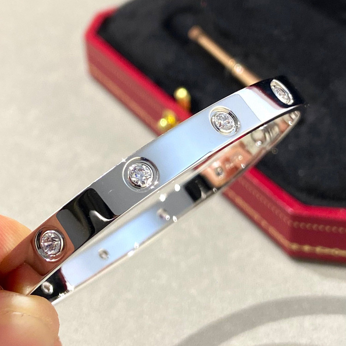 [Stellar Jewelry]LOVE BRACELET 6.1MM 10 DIAMONDS
