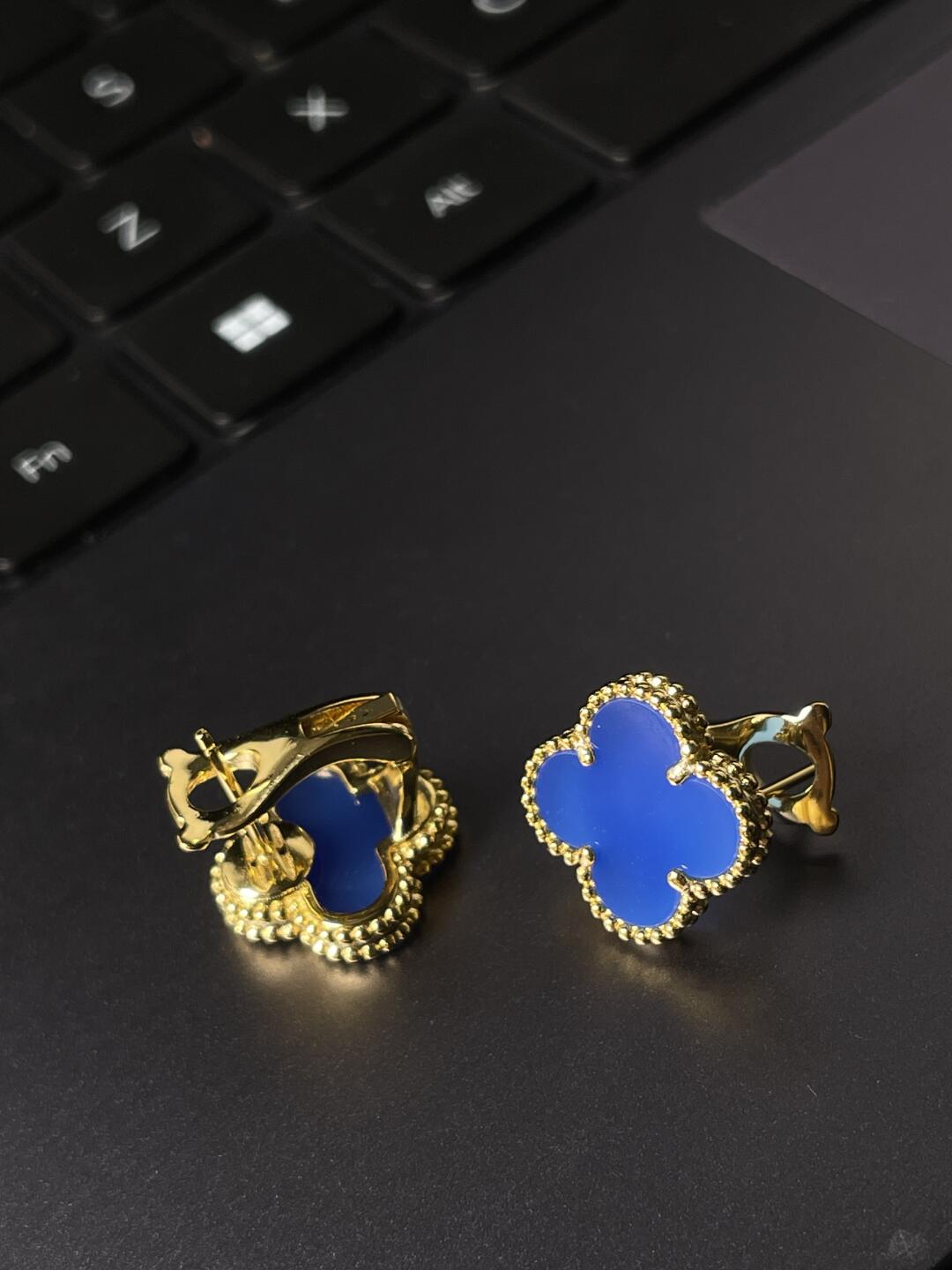 [Stellar Jewelry] CLOVER LARGE (20mm) 1 MOTIFS BLUE MOP STUD EARRINGS