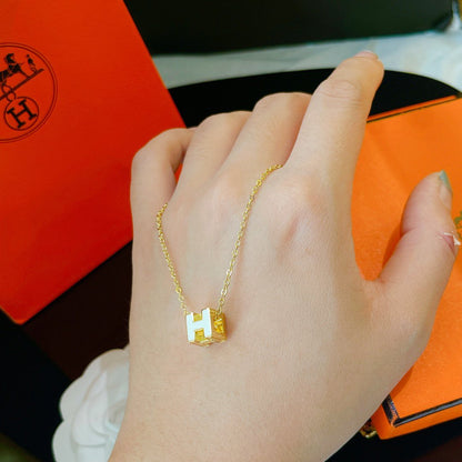 [Stellar Jewelry]H WHITE SQUARE GOLD NECKLACE