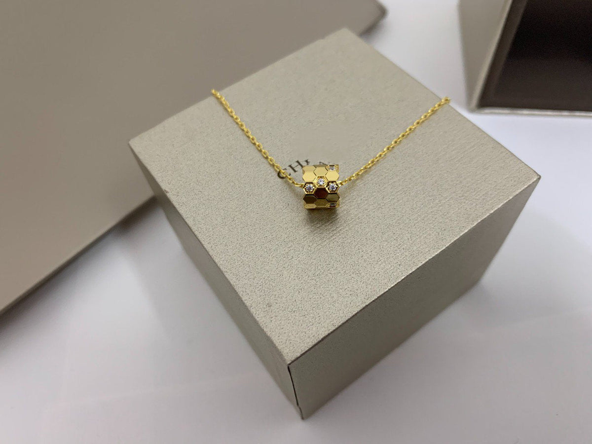 [Stellar Jewelry]BEE LOVE DIAMOND NECKLACE