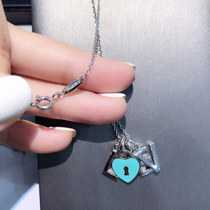 [Stellar jewels]COLLAR LOVE PLATA NECKLACE
