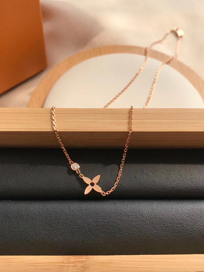 [Stellar Jewelry]BLOSSOM PENDANT PINK GOLD AND DIAMOND