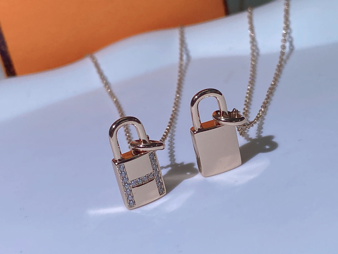 [Stellar Jewelry]HM ADVANCED NICHE LOCK HEAD NECKLACE DIAMONDS