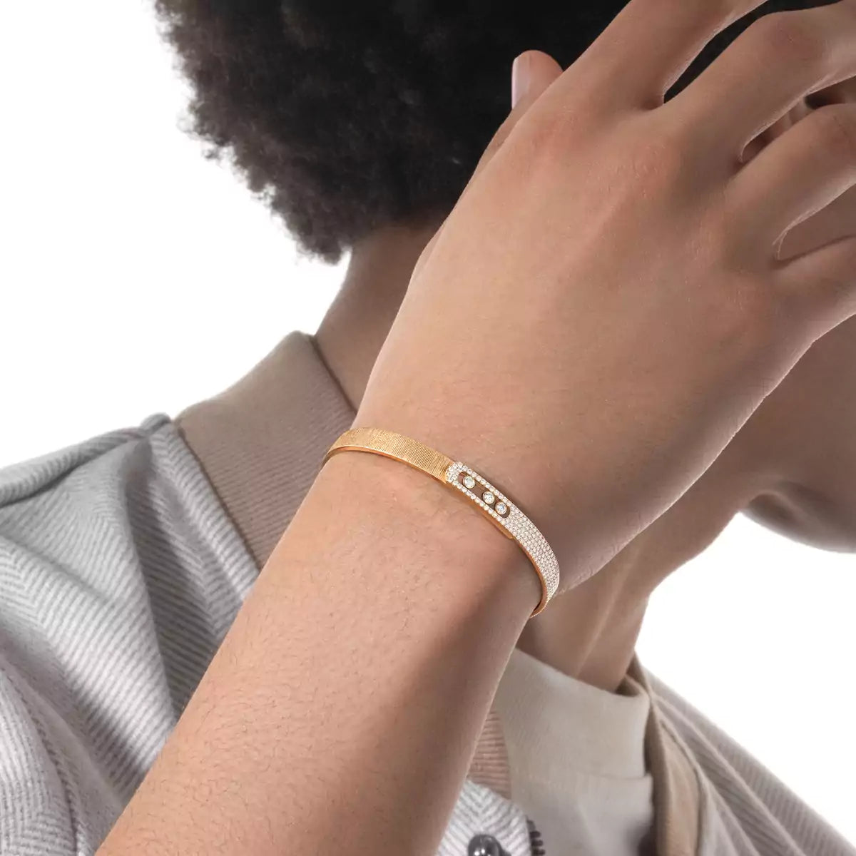 [Stellar Jewelry]Move Noa Ciselé half pavé bangle