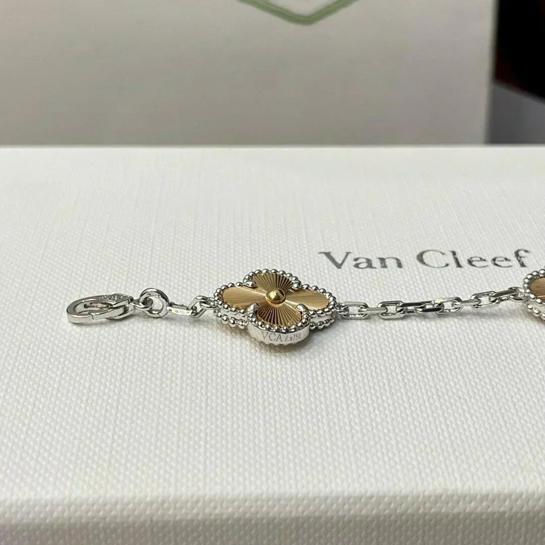 [Stellar Jewelry] CLOVER 5 MOTIF LASER BRACELET COLLECTION