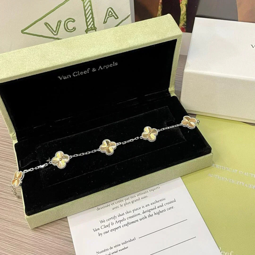 [Stellar Jewelry] CLOVER 5 MOTIF LASER BRACELET COLLECTION