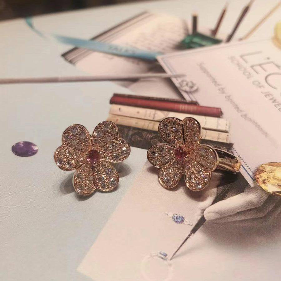 [Stellar Jewelry]FRIVOLE PINK GOLD FLOWER DIAMOND EARRINGS