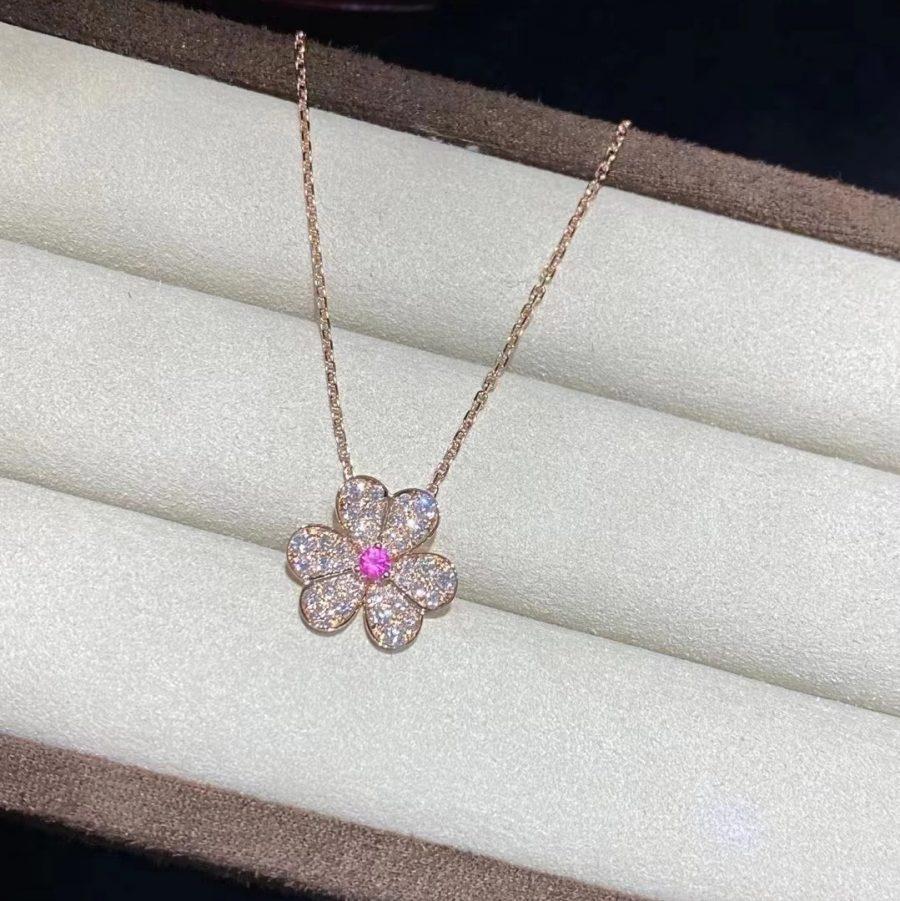 [Stellar Jewelry]FRIVOLE ROSE GOLD FLOWER DIAMOND NECKLACE