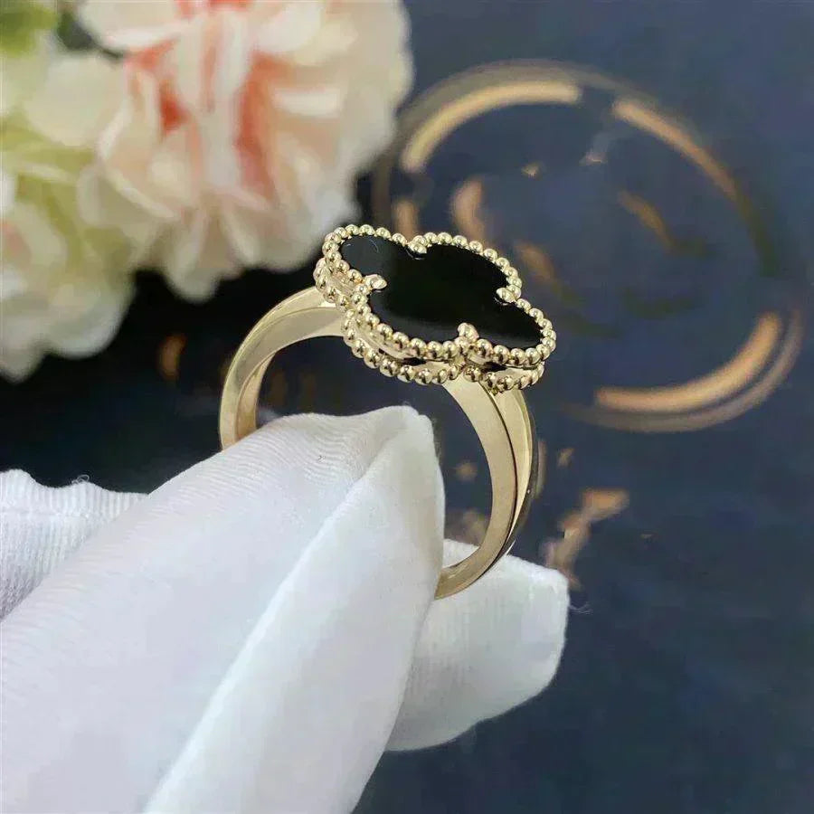 [Stellar Jewelry]CLOVER ONYX RING