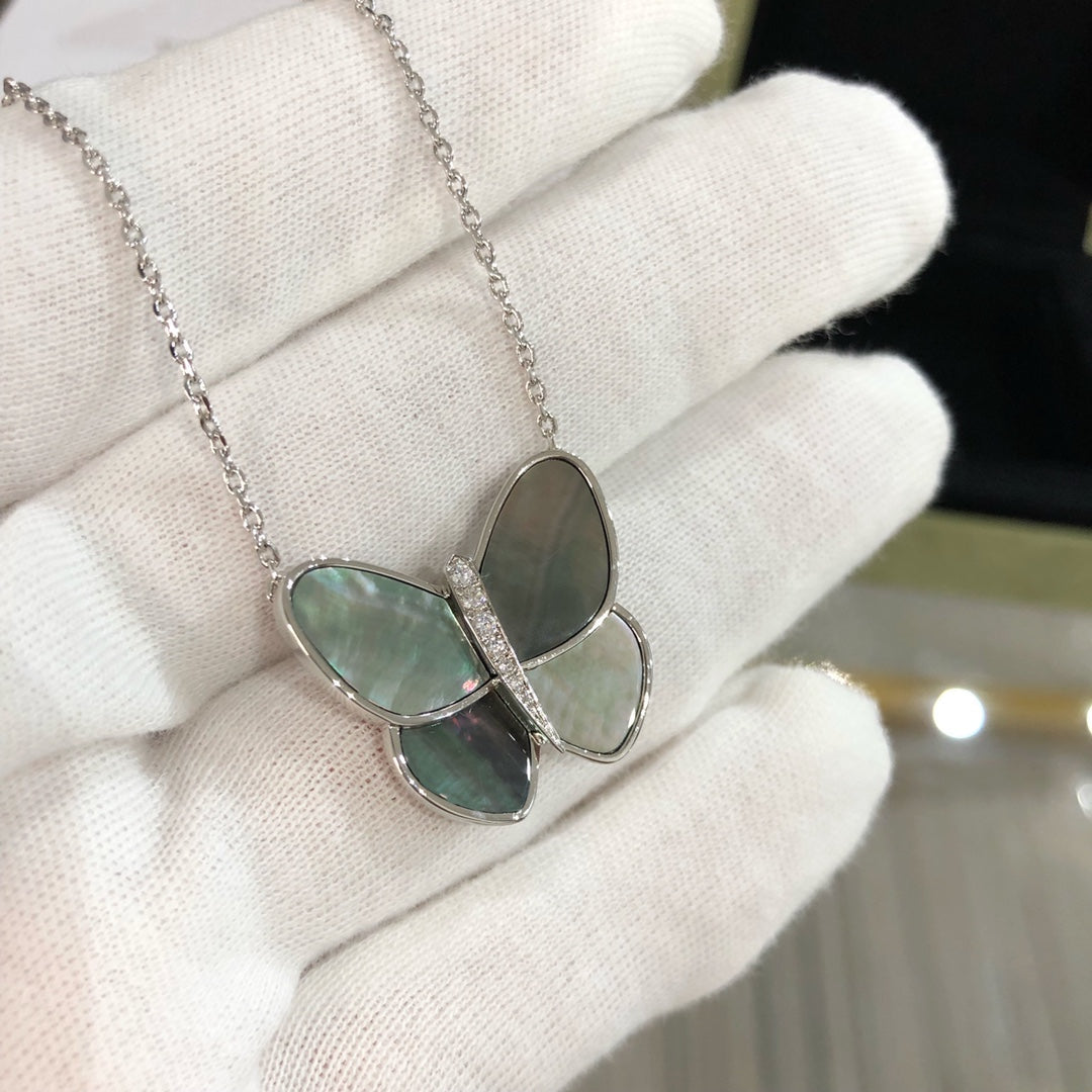 [Stellar Jewelry]LARGE BUTTERFLY SILVER PENDANT DIAMOND NECKLACE